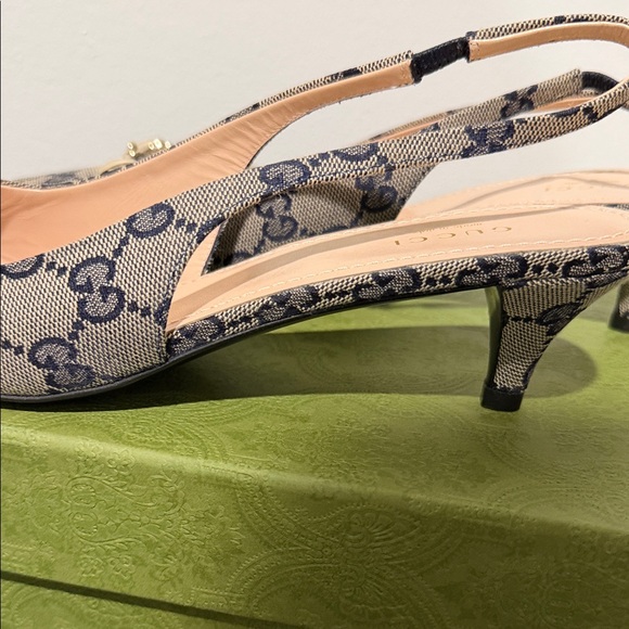 Gucci GG Pointed Toe Slingback Heels - Picture 7 of 8